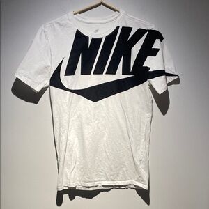 Nike Men’s White Short Sleeve T-shirt with Large Black Logo